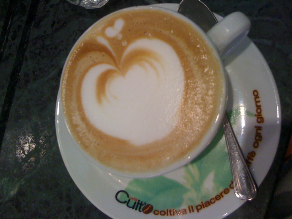 cappuccino mela, latte art by Lino Zocchi